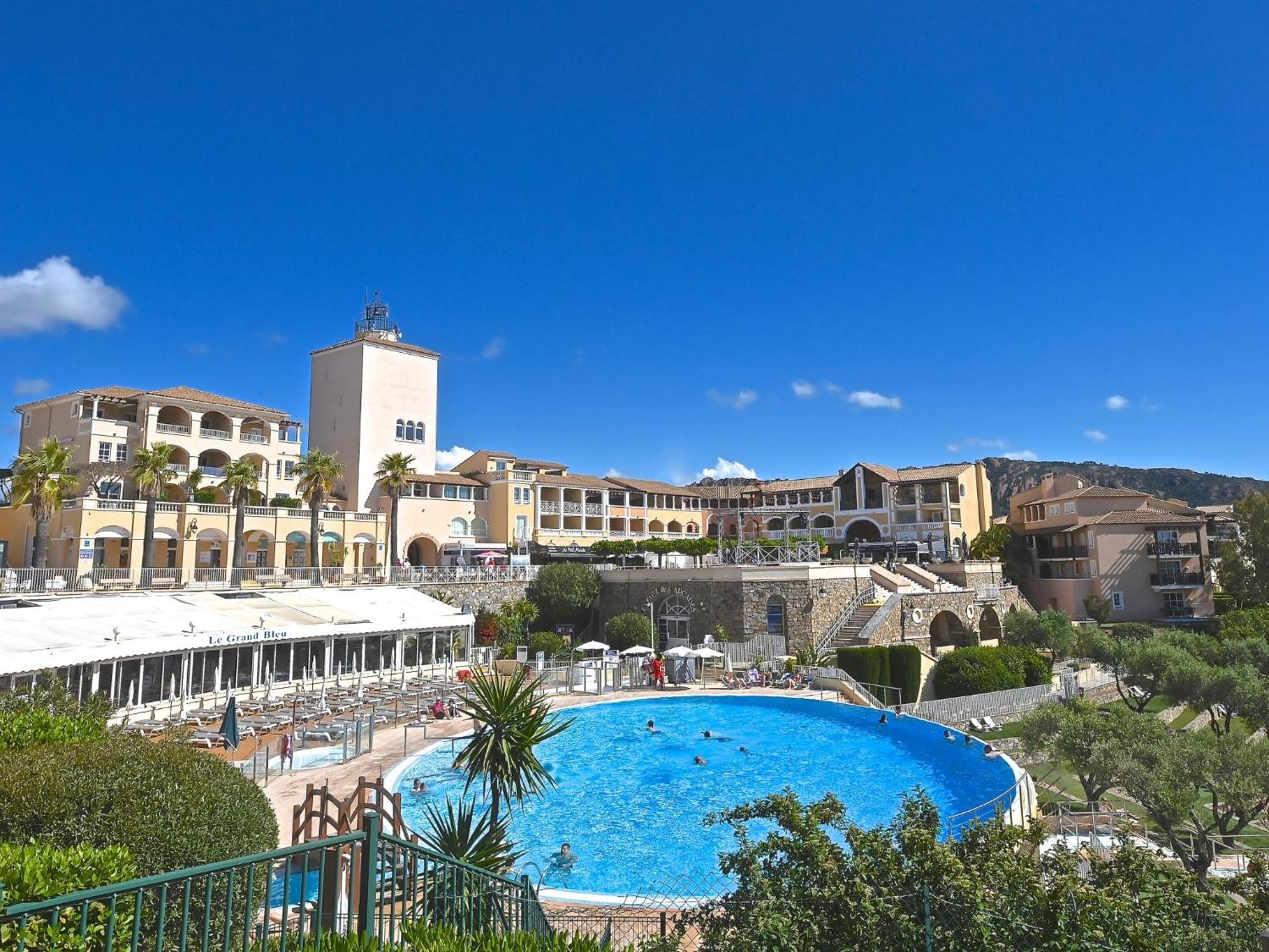 Saint-Raphaël Apartment Village Cap Esterel - L'Esquinade-32 By Interhome מראה חיצוני תמונה